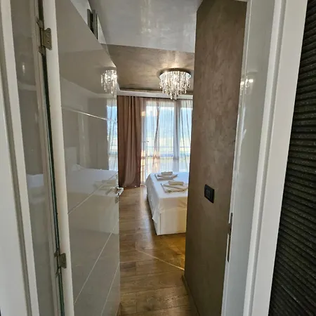 Apartman тристаен анжелика Szveti Vlasz